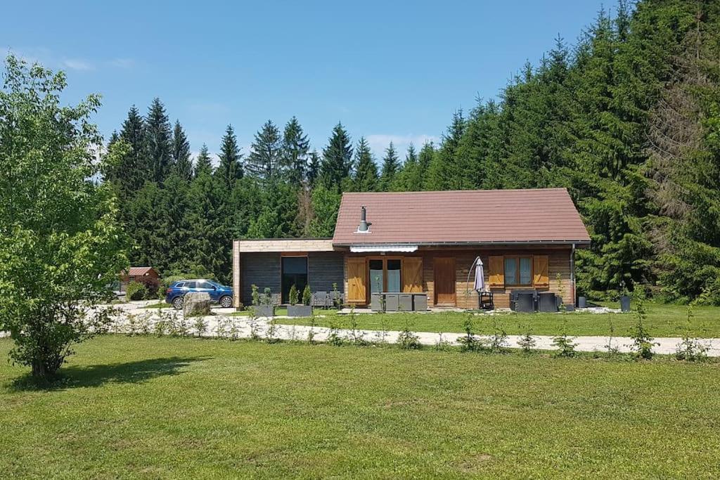 فيلا Gite Jura Mina Chalet Au Milieu De La Nature Ney المظهر الخارجي الصورة